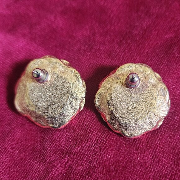 Vintage Faux Pearl Domed Gold Tone Stud Earrings - Picture 3 of 3